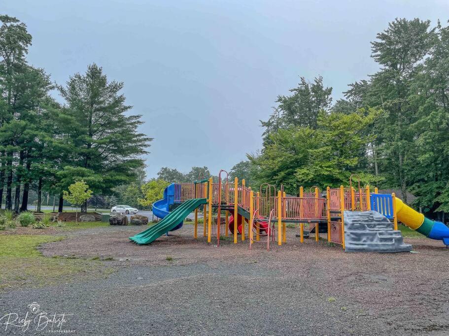 Cozy, Spacious House *New*Inthecommunity+Fire Pit Tobyhanna ภายนอก รูปภาพ